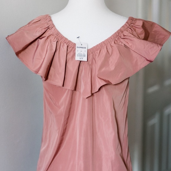Express Ruffle V Neck Blouse - Picture 9 of 9